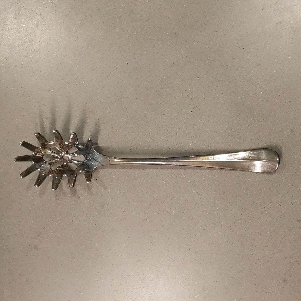Vintage International Silver Silverplate Flatware Pasta Server 10 5/8"